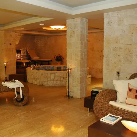 Park Hotel